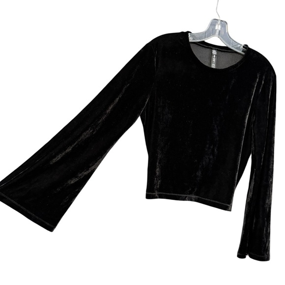 Design Lab Black Velvet Bell Sleeve Tie Back Top Medium - Picture 3 of 7